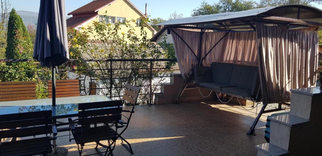 Casa Delia Hotell Călimăneşti Exteriör bild