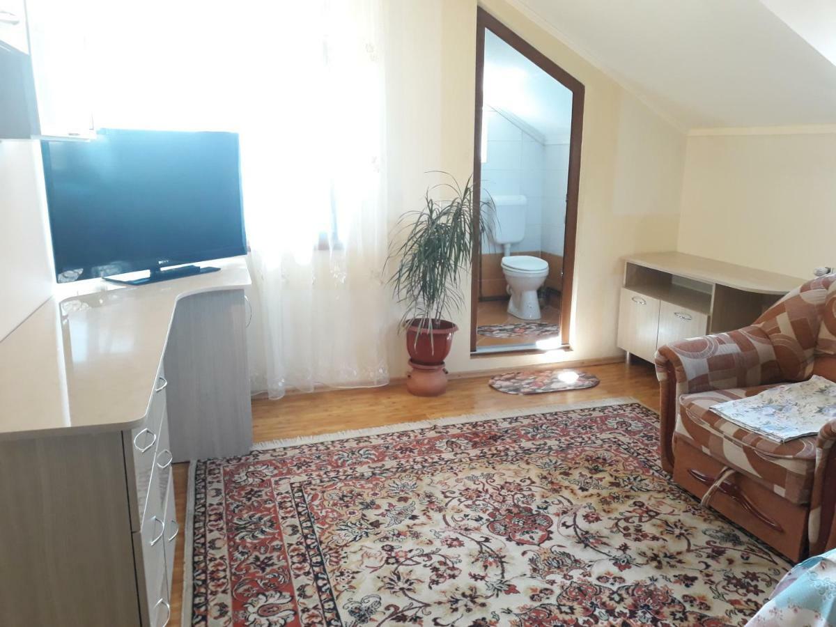 Casa Delia Hotell Călimăneşti Exteriör bild