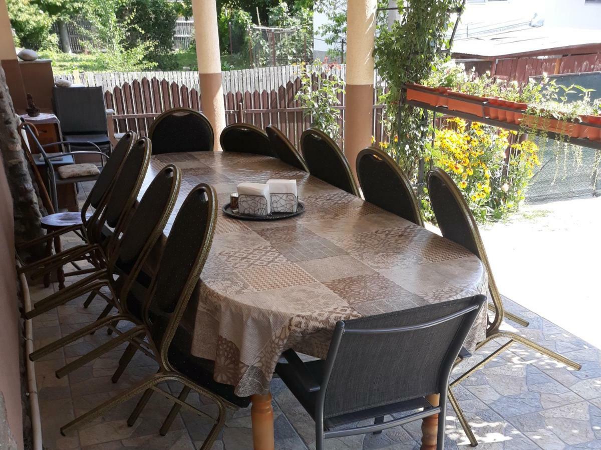 Casa Delia Hotell Călimăneşti Exteriör bild